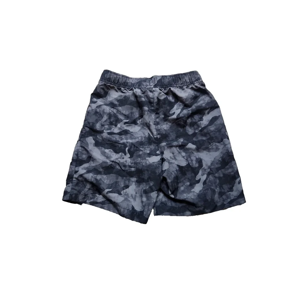 Old Navy gray/black camouflage shorts #camo #oldnavy
